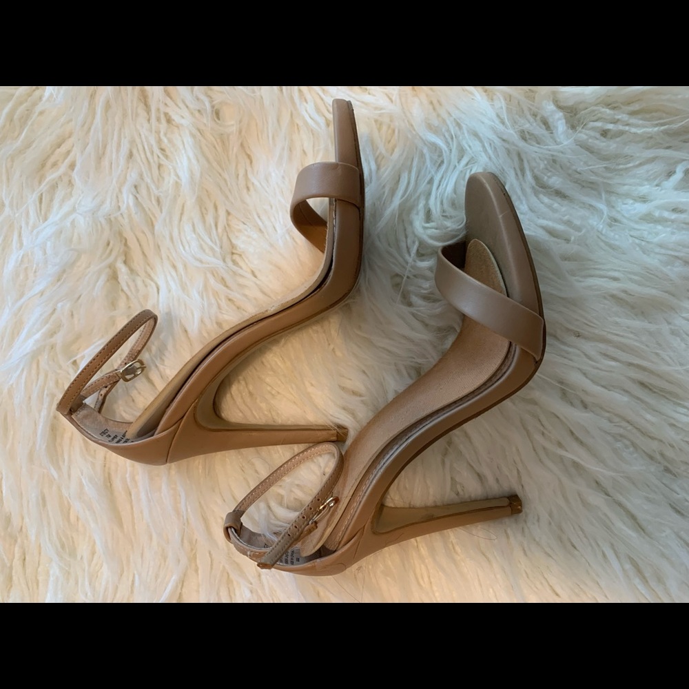 Steve Madden Nude Heels